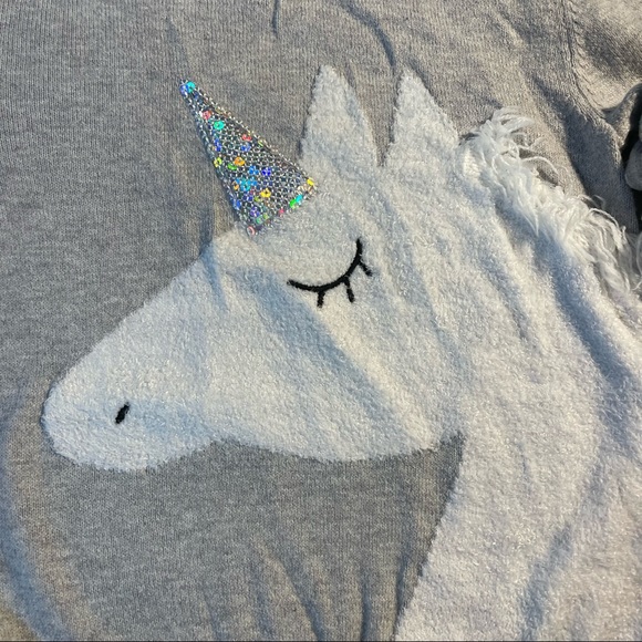 Osh Kosh Unicorn sweater girls size 5 fun and sparkles! - Picture 4 of 4